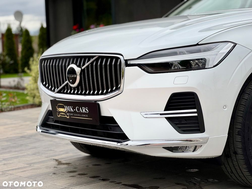 Volvo XC 60 B5 B AWD Plus Bright - 3