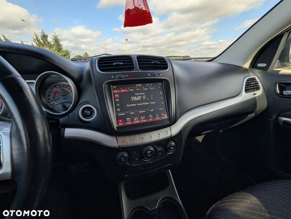 Fiat Freemont 2.0 Multijet 16V DPF Automatik Allrad Lounge - 10