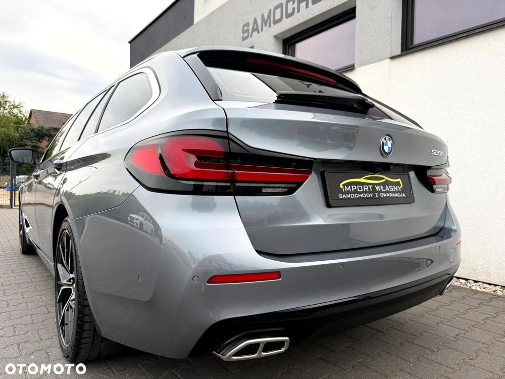 BMW Seria 5 520i - 37