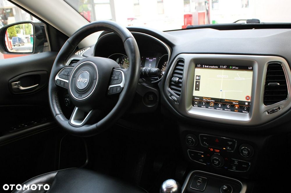 Jeep Compass 1.4 TMair Longitude FWD S&S - 24