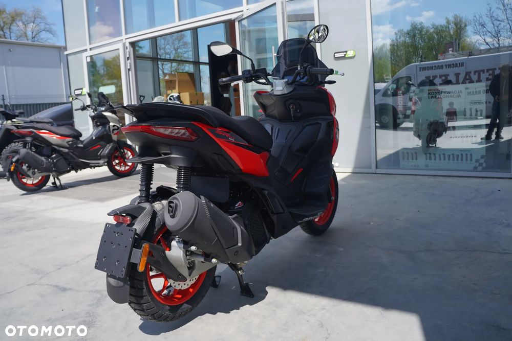 Aprilia SR - 10