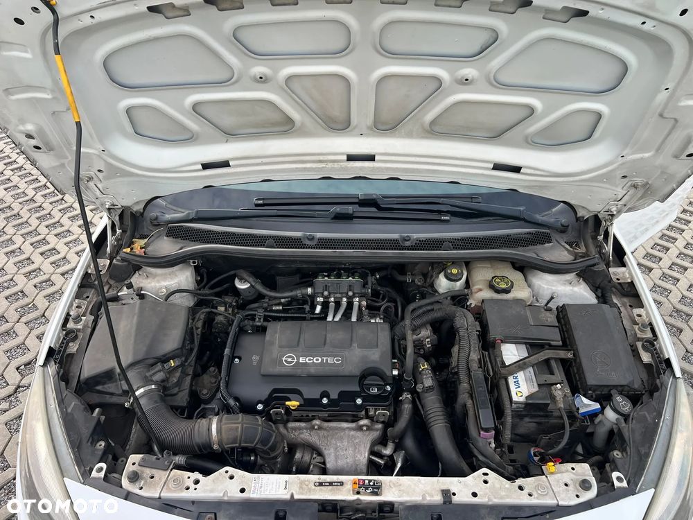 Opel Astra 1.4 T Edition 150 - 38