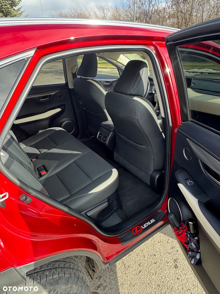 Lexus NX 300 F Impression AWD - 21