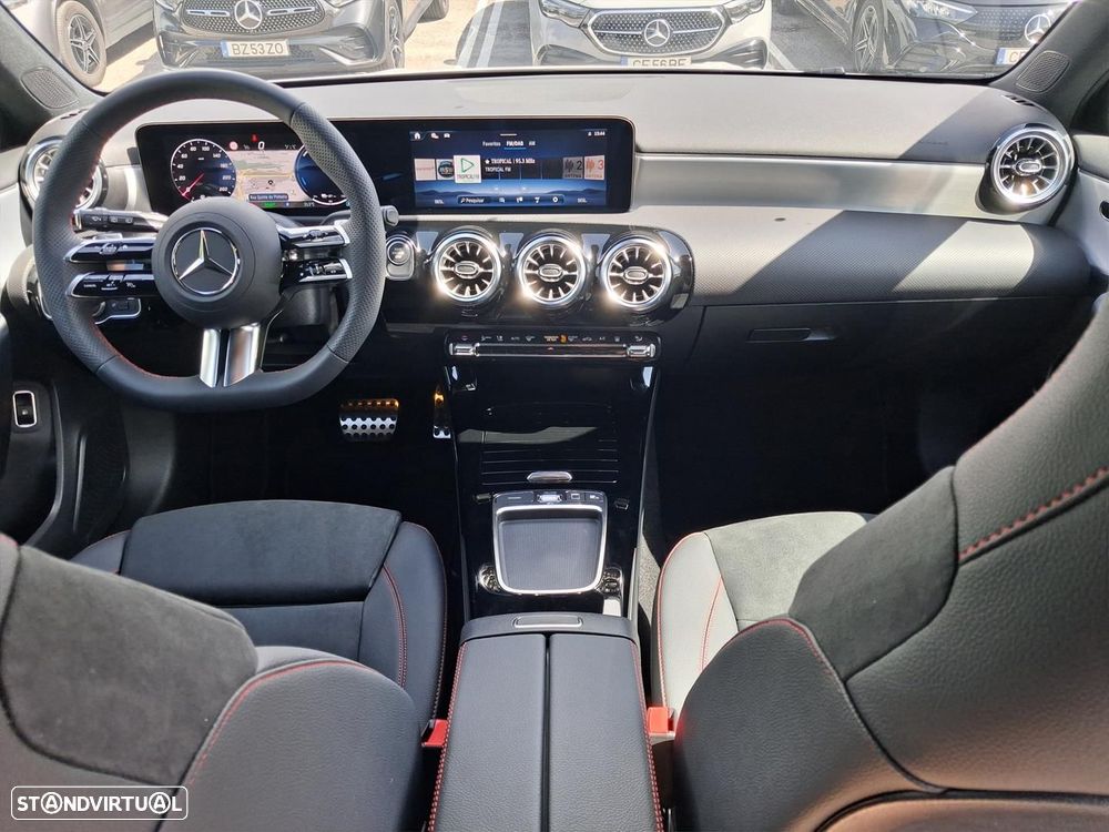 Mercedes-Benz A 250 e AMG Line - 19