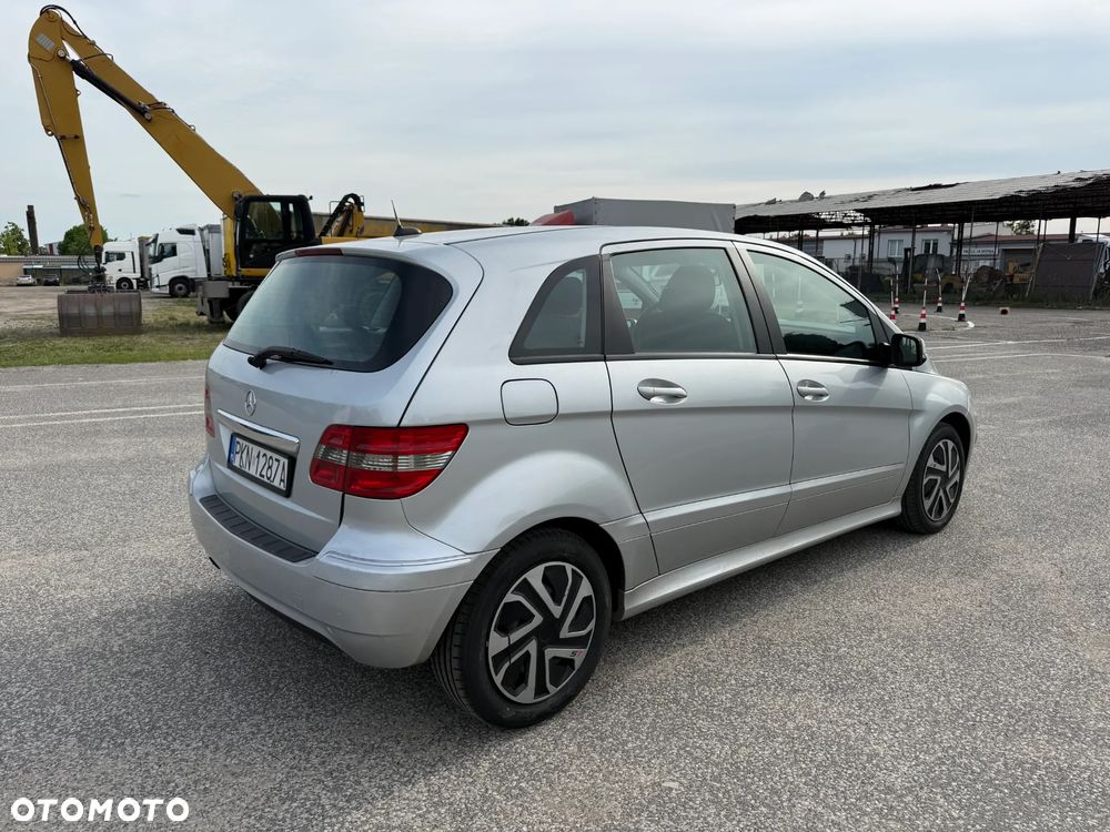 Mercedes-Benz Klasa B 180 CDI Special Edition - 8