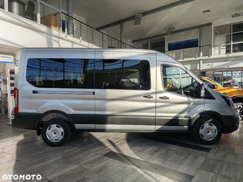 Ford Transit - 12