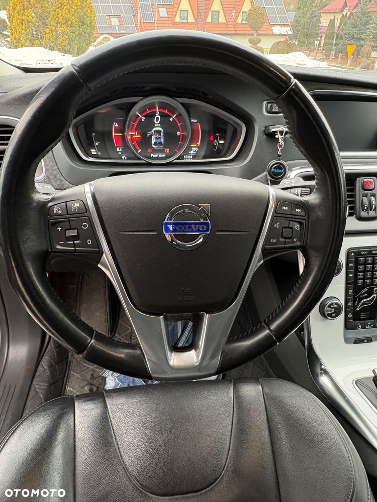 Volvo V40 D4 Drive-E Summum - 18