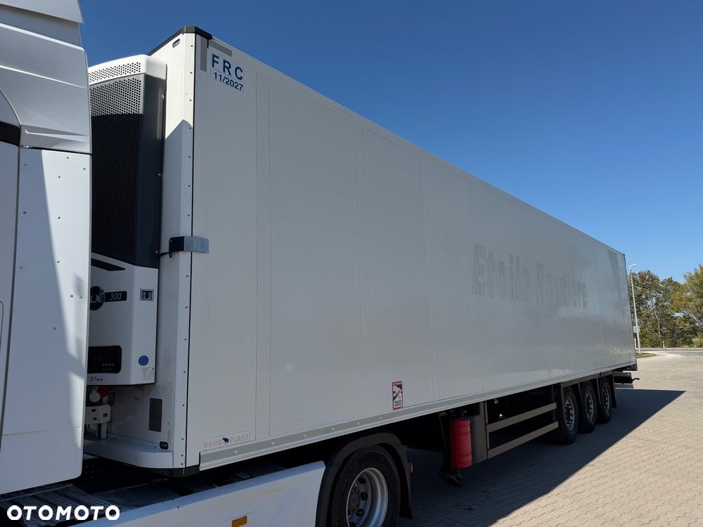 Schmitz Cargobull ThermoKing SLXi300 - 1