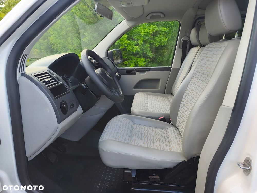 Volkswagen Transporter - 18