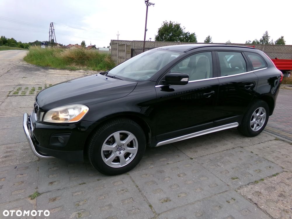 Volvo XC 60 D5 AWD Momentum - 1