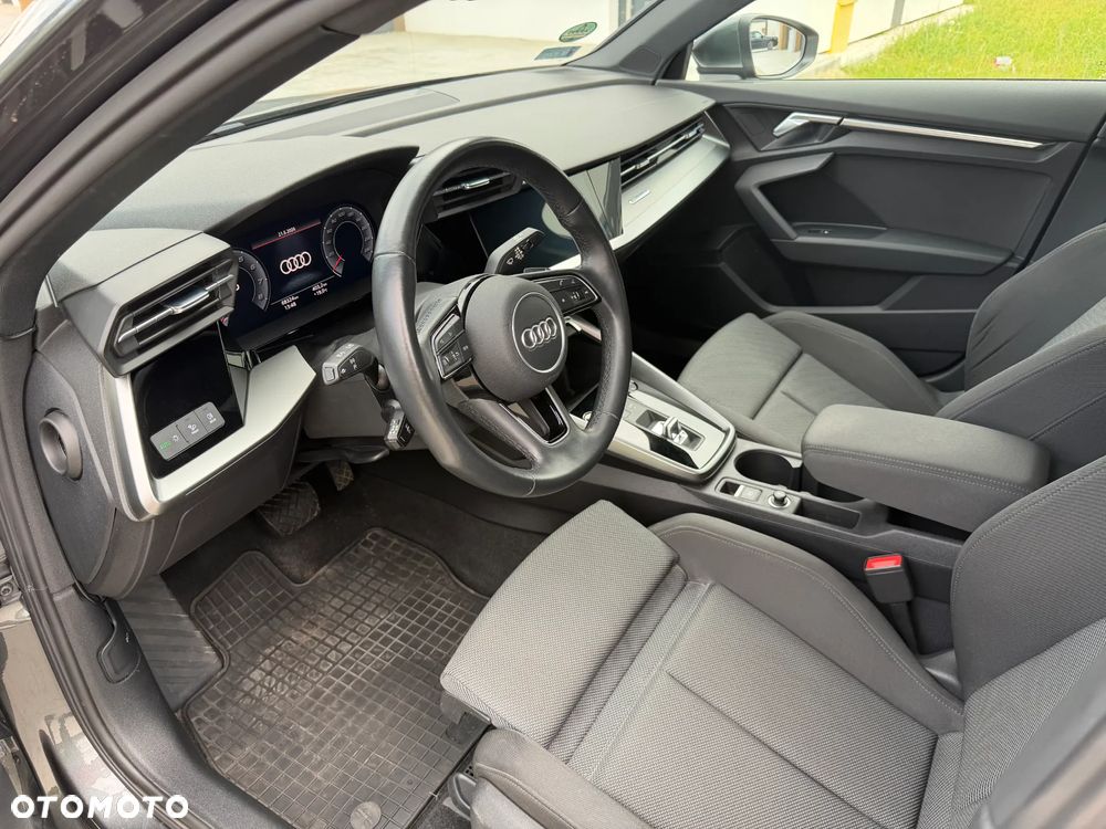 Audi A3 Limousine 35 TFSI mHEV S Line S tronic - 9