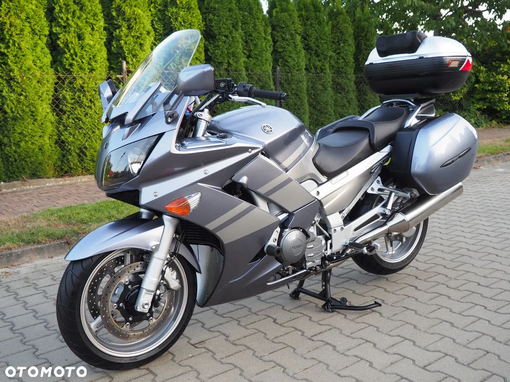 Yamaha FJR - 4