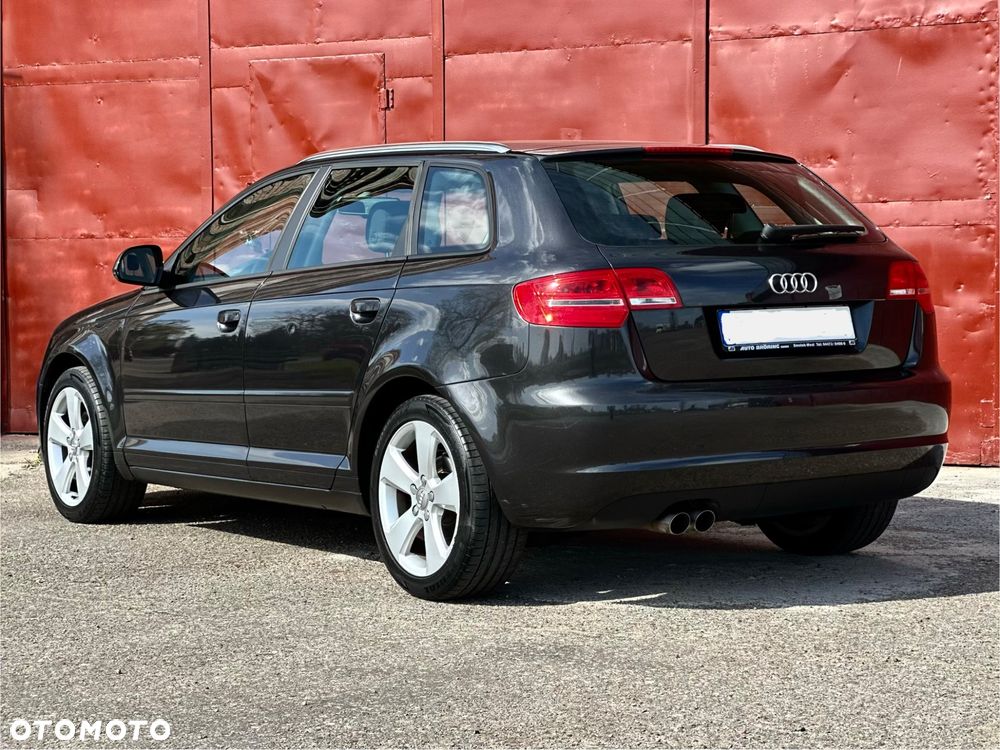Audi A3 Sportback 2.0 TDI Ambiente - 28
