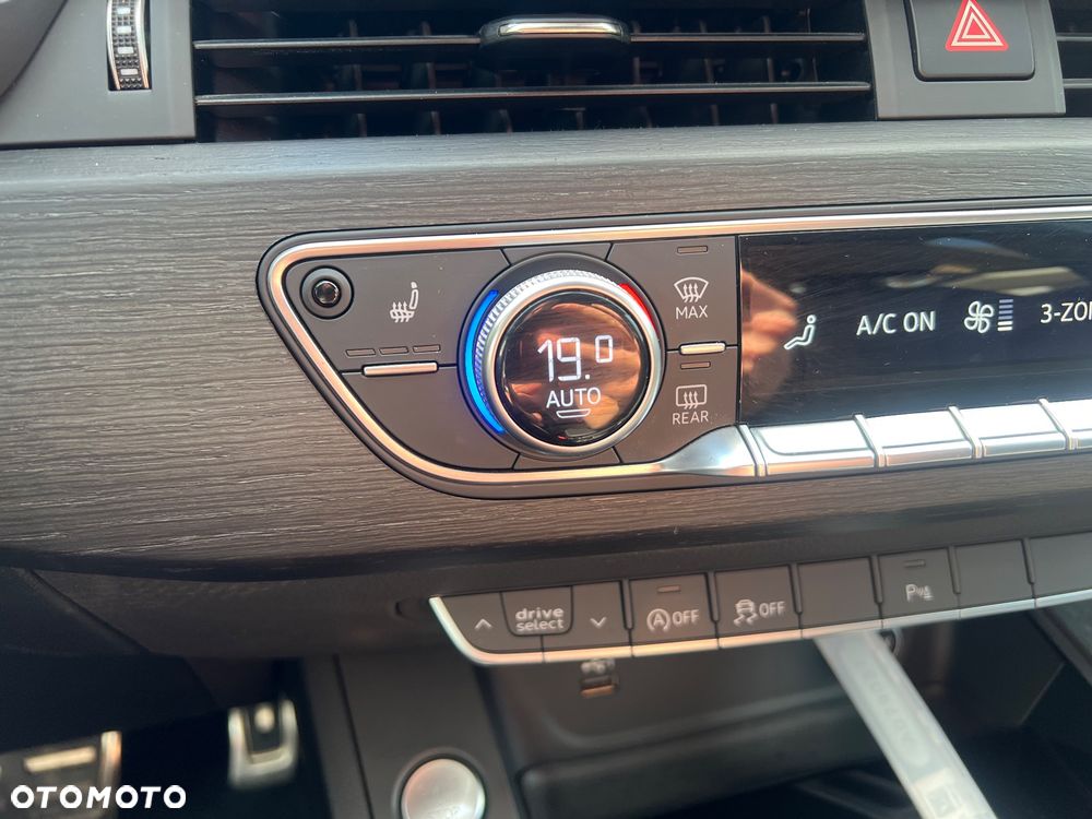 Audi A4 Avant 35 TFSI S tronic S line - 26