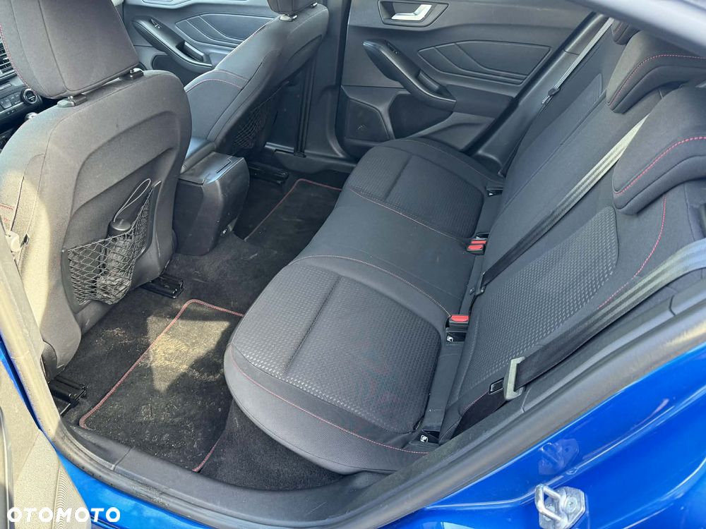 Ford Focus 1.0 EcoBoost ST-Line - 13