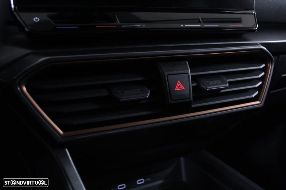 Cupra Formentor 1.4 e-Hybrid DSG - 29