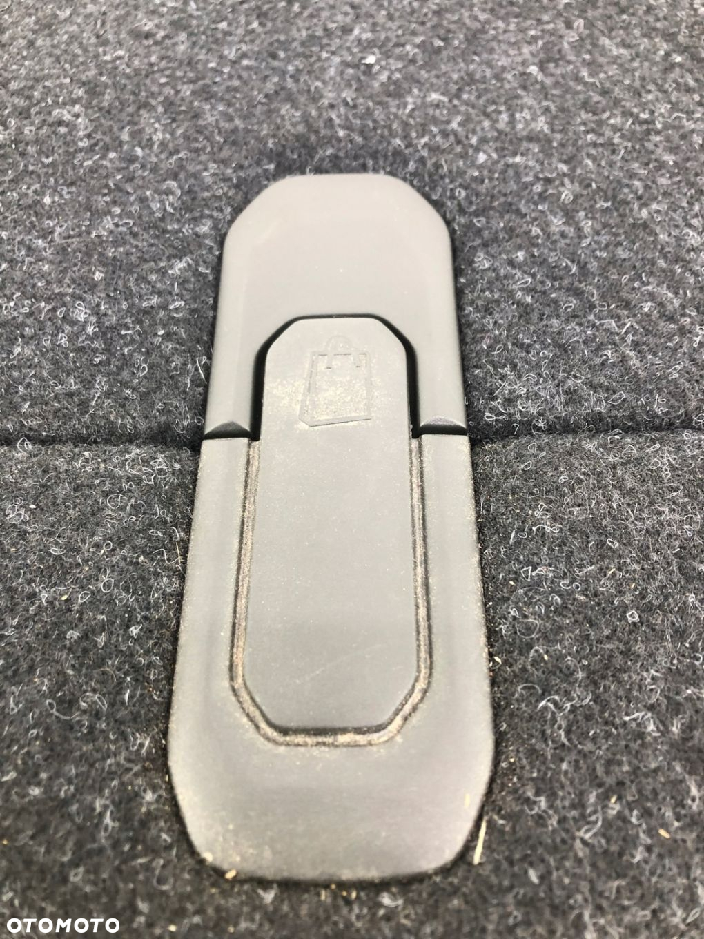 VOLVO XC40 PODŁOGA WYKŁADZINA BAGAŻNIKA TYŁ 31484758 - 5