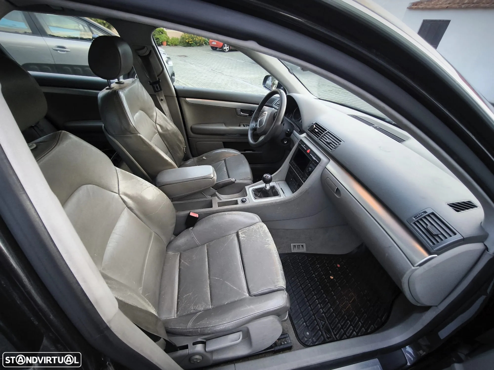 Audi A4 Avant 2.0 TDI S-line - 4
