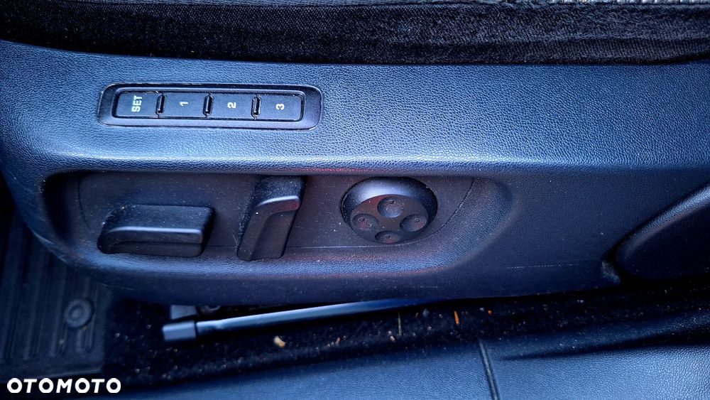 Skoda Octavia 2.0 TDI DPF 4x4 Elegance - 9