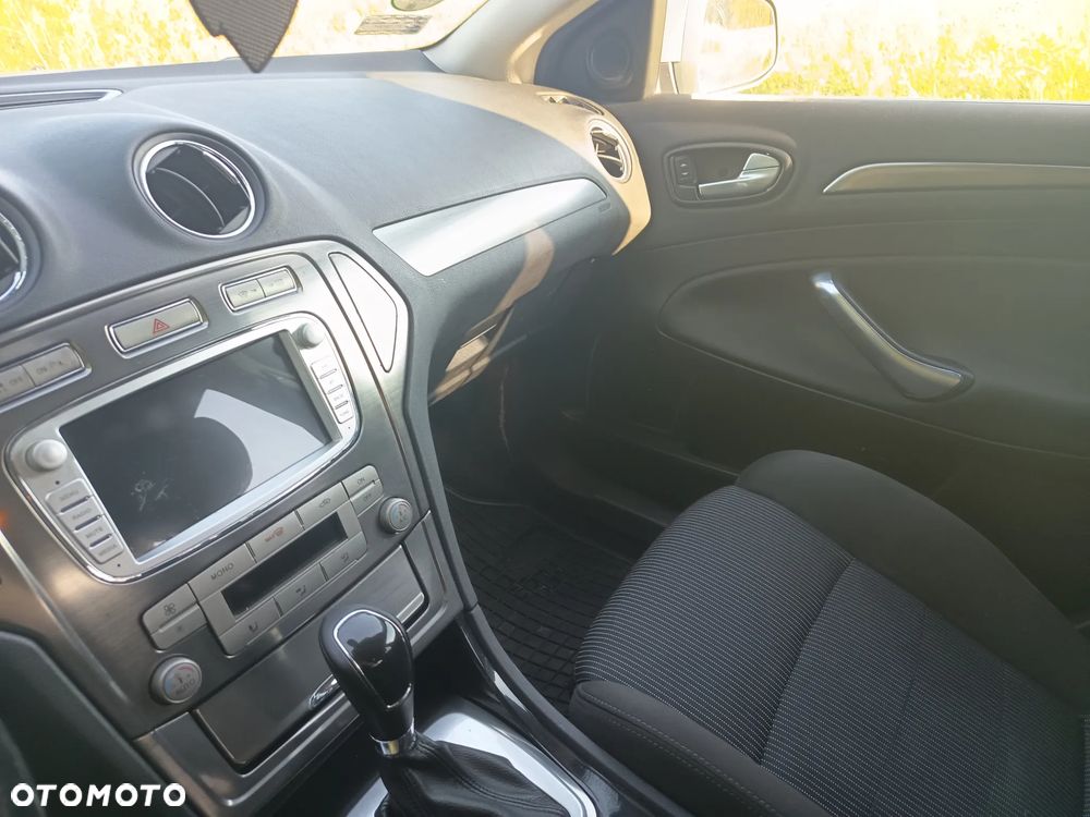 Ford Mondeo 2.0 TDCi Titanium - 15