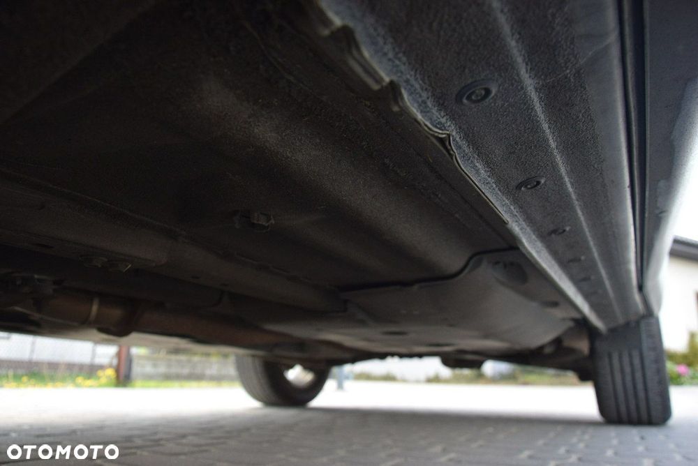 Nissan Qashqai 1.6 dCi 4x4 360 S&S - 28