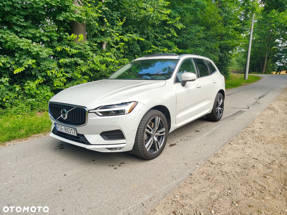Volvo XC 60 T6 AWD Geartronic Momentum Pro - 1