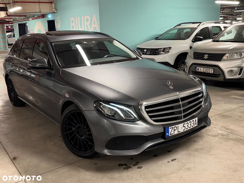 Mercedes-Benz Klasa E 200 CGI BlueEFFICIENCY Automatik Avantgarde - 2