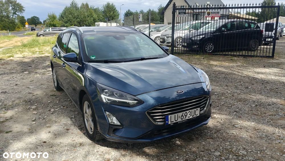 Ford Focus 1.0 EcoBoost Titanium - 4