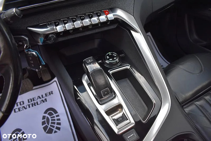Peugeot 3008 THP 165 EAT6 Stop & Start Allure - 16