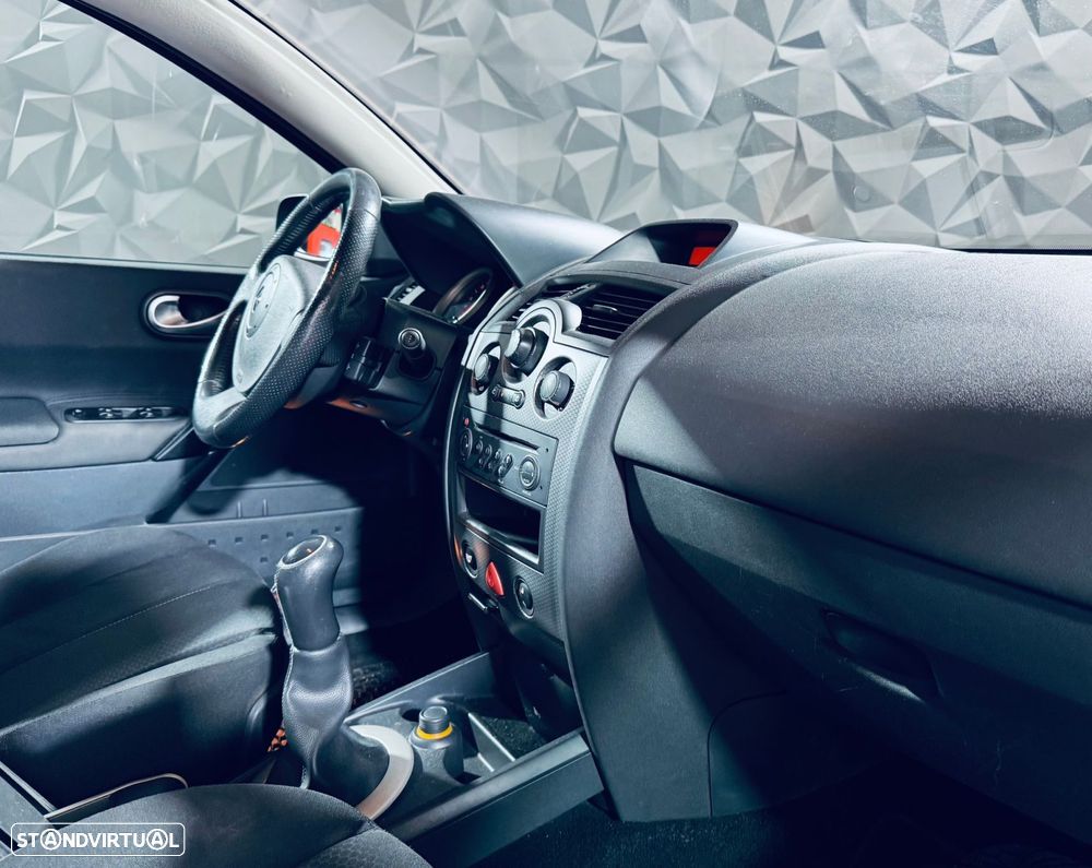 Renault Mégane Break 1.5 dCi Dynamique - 17