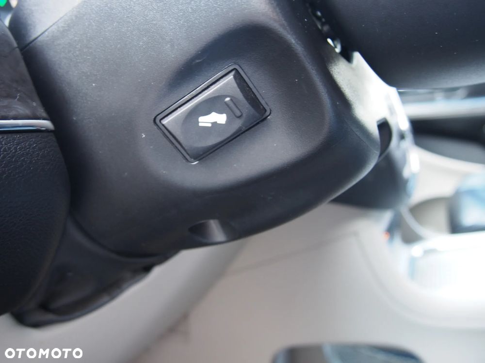 Lancia Voyager 2.8 CRD16v Platinum - 18