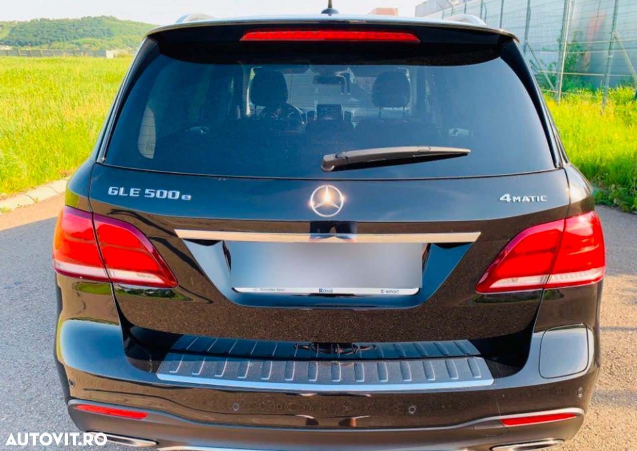 Mercedes-Benz GLE 500 e 4Matic 7G-TRONIC AMG Line - 8