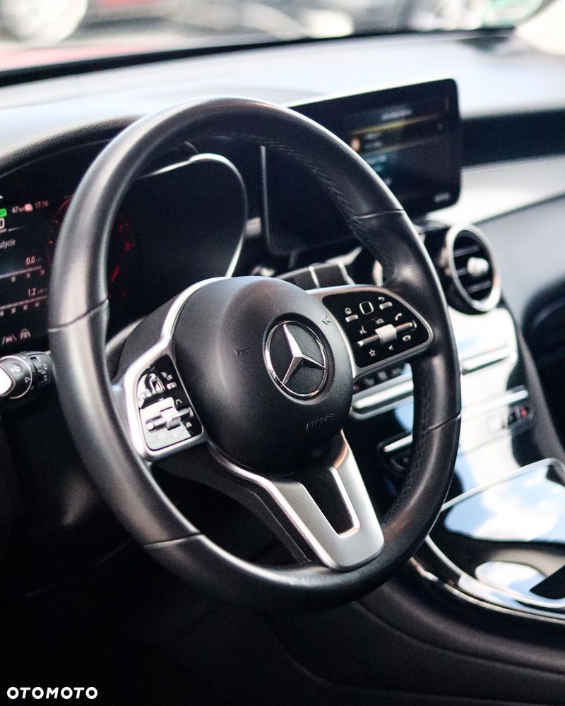 Mercedes-Benz GLC - 15