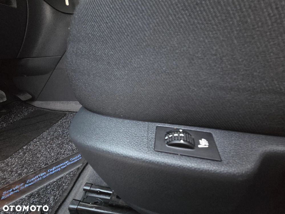 Peugeot 3008 HDi 160 Automatik Active - 25