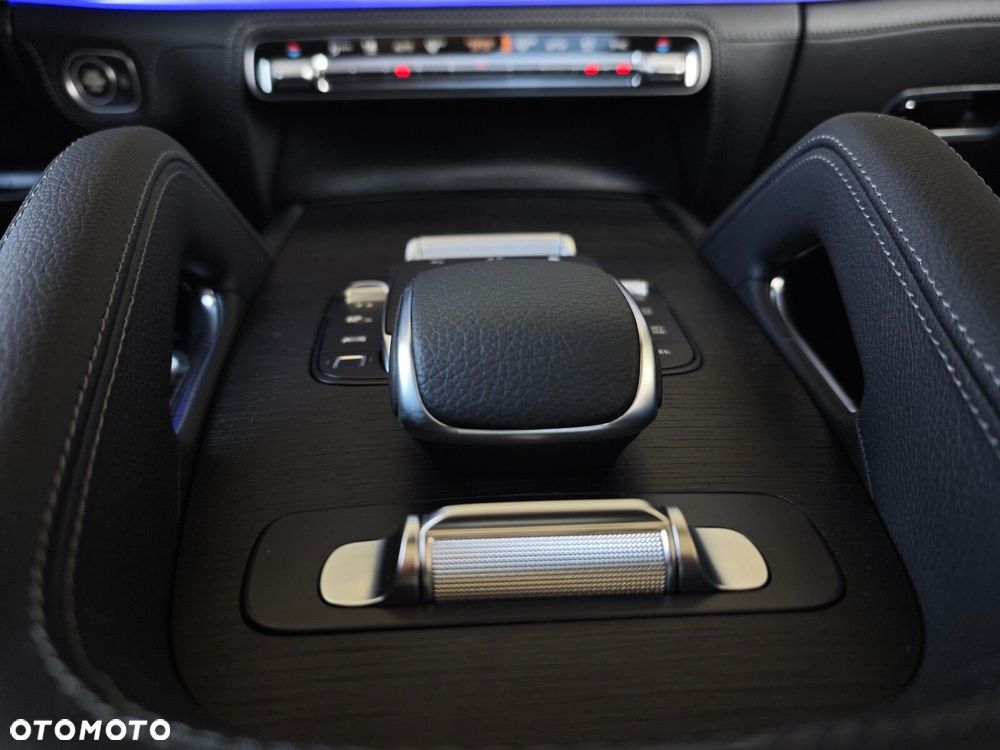 Mercedes-Benz GLE - 31