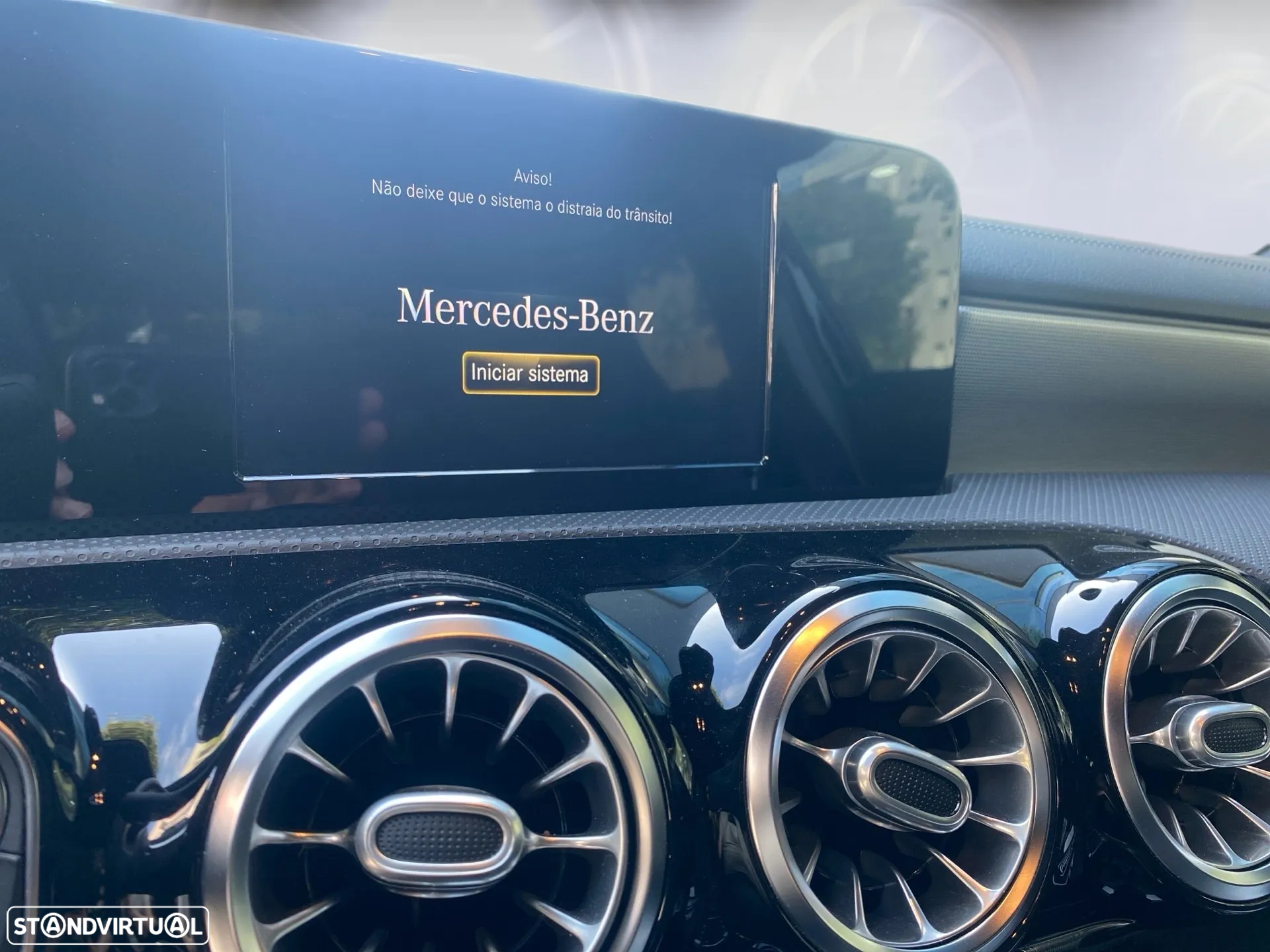 Mercedes-Benz A 250 e AMG Line - 19
