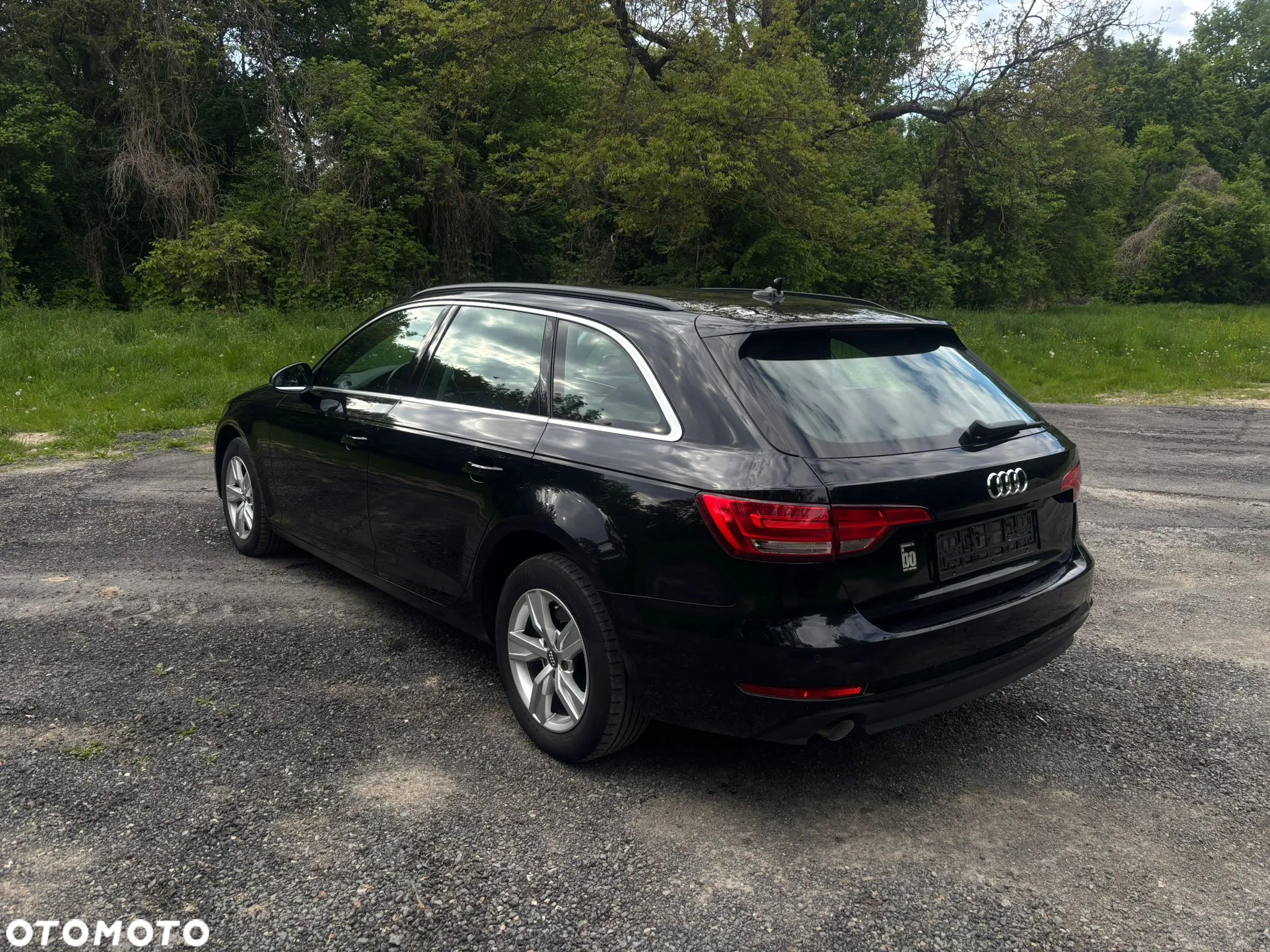 Audi A4 Avant 2.0 TDI S tronic - 4