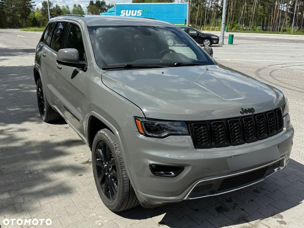 Jeep Grand Cherokee - 4