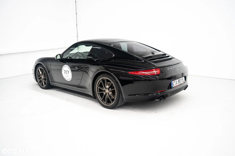 Porsche 911 Carrera PDK Black Edition - 13