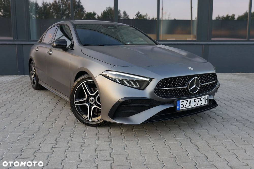 Mercedes-Benz Klasa A 180 AMG Line 7G-DCT - 23