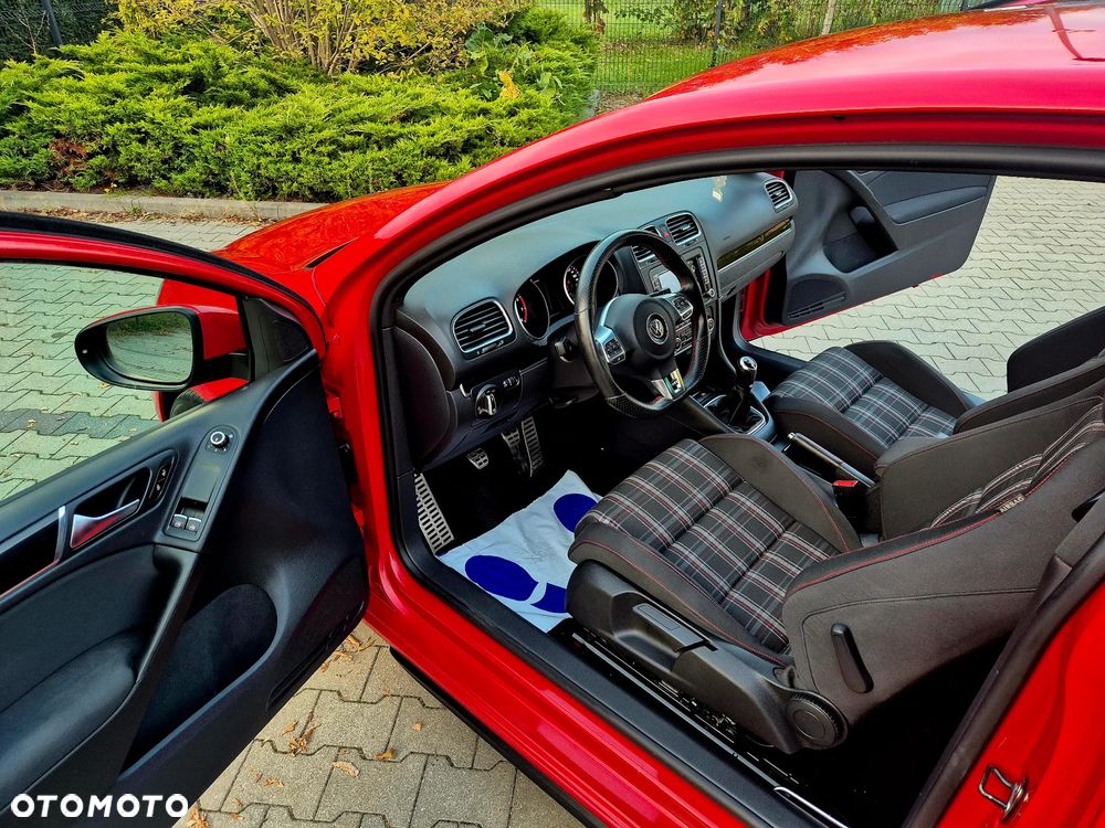 Volkswagen Golf 2.0 GTI - 30
