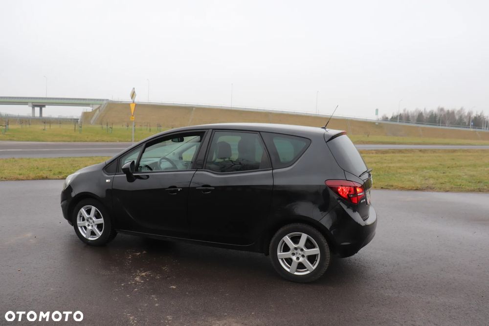 Opel Meriva 1.4 Color Edition - 11