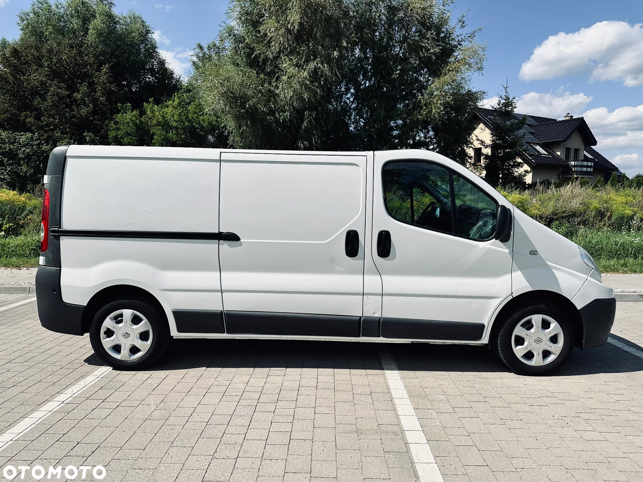 Renault Trafic - 2