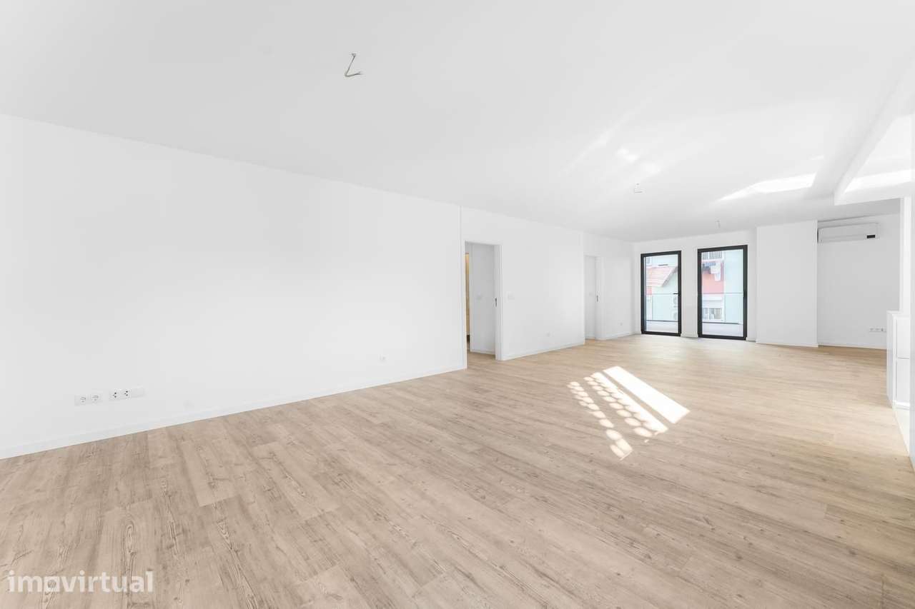 Apartamento T3 com estacionamento, Odivelas - Grande imagem: 2/29