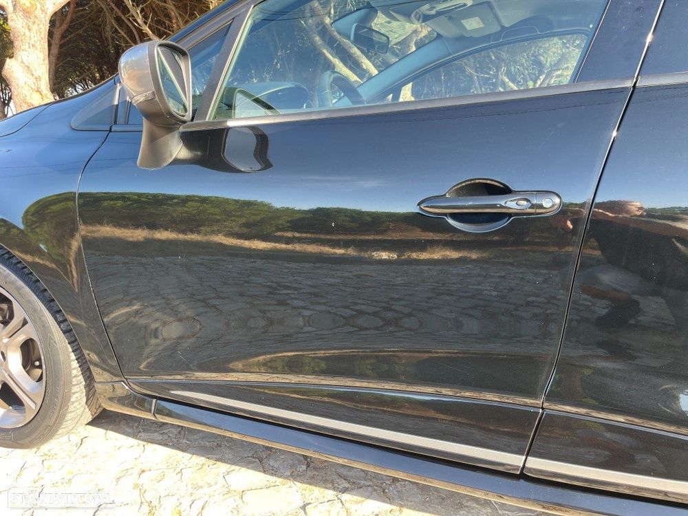 Renault Clio Sport Tourer 0.9 TCe GT Line - 9