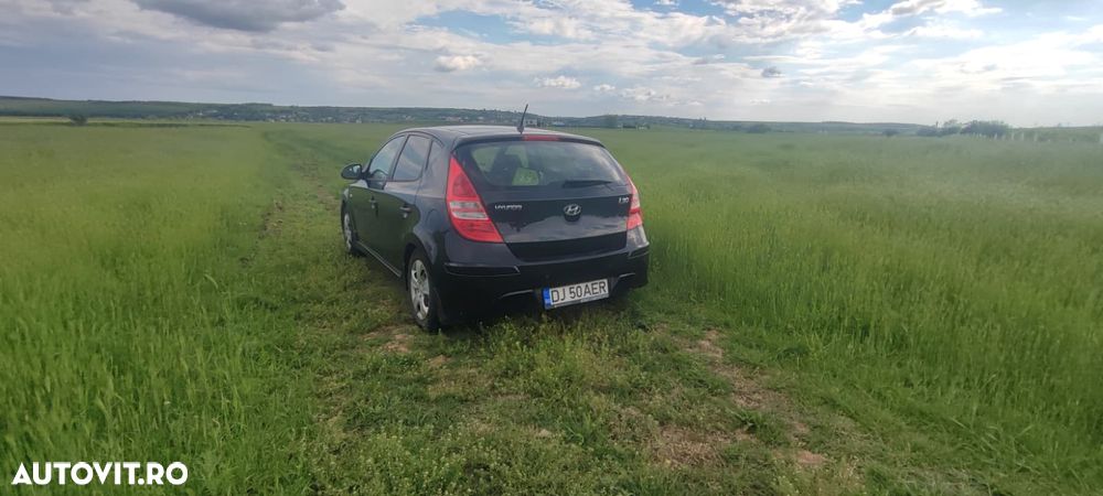 Hyundai i30 1.4 GL Classic - 5