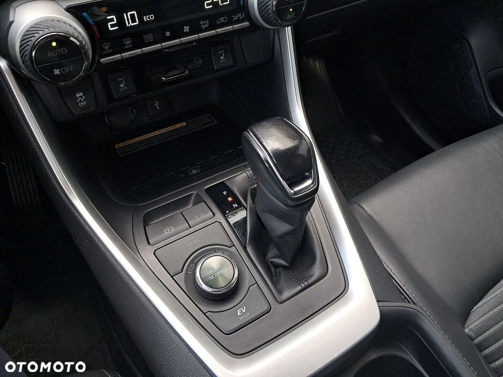 Toyota RAV4 - 29