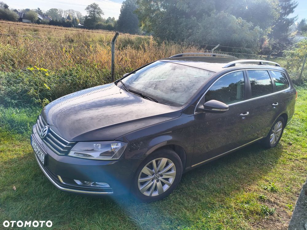 Volkswagen Passat - 2