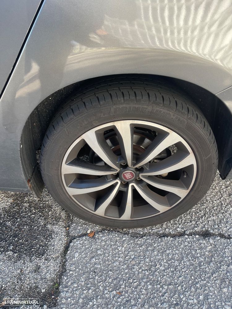 Fiat Tipo Station Wagon 1.3 M-Jet Lounge Tech J17 - 13