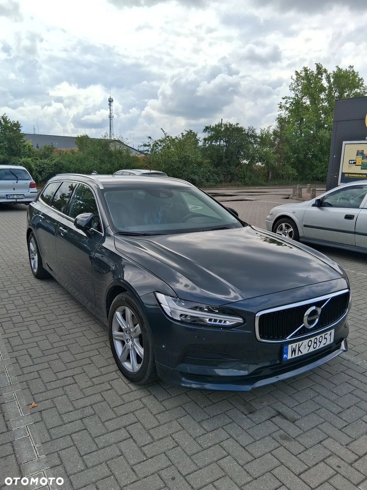 Volvo V90 D3 Geartronic Momentum Pro - 1